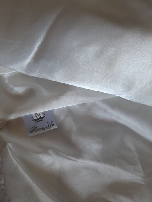 Продам Шубу. Размер 4ХЛ. Новая