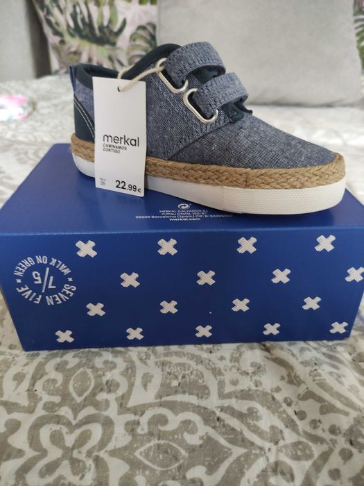 Спортно-елегантни обувки №26