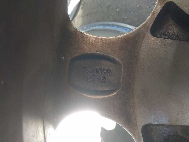 Продам легкосплавные диски на автомашину Audi