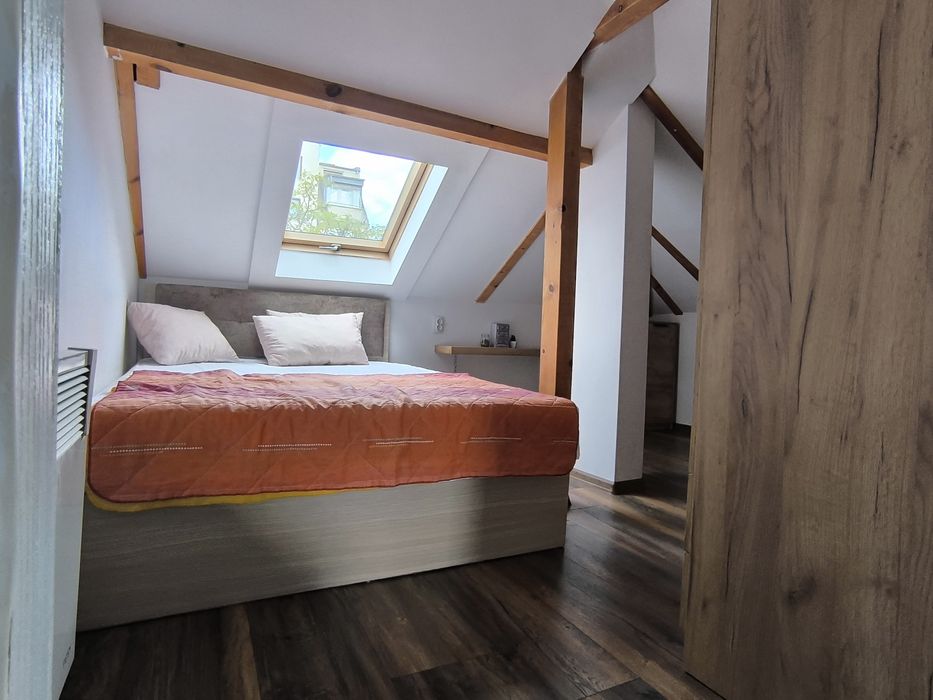 Продава се Тристаен апартамент в София, Център - 70 кв.м за 10 €/кв.м - Снимка #3