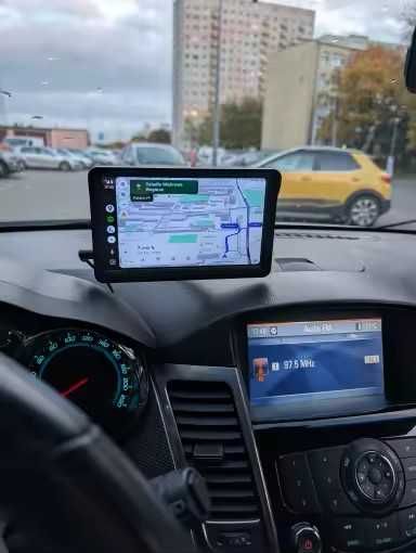 Универсален безжичен CARPLAY / Android Auto монитор