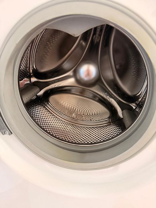 Masina de spalat slim Whirlpool AWSX63213