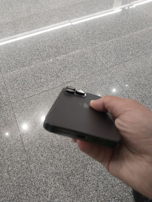 Iphone 15 pro max 256 gb в идеальном состоянии