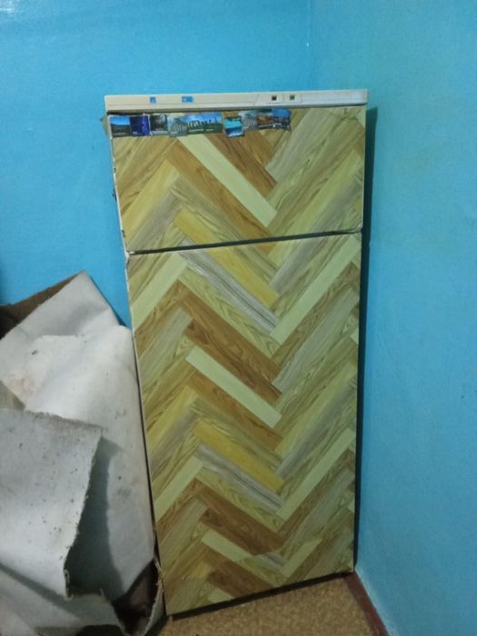 Продам холодильник