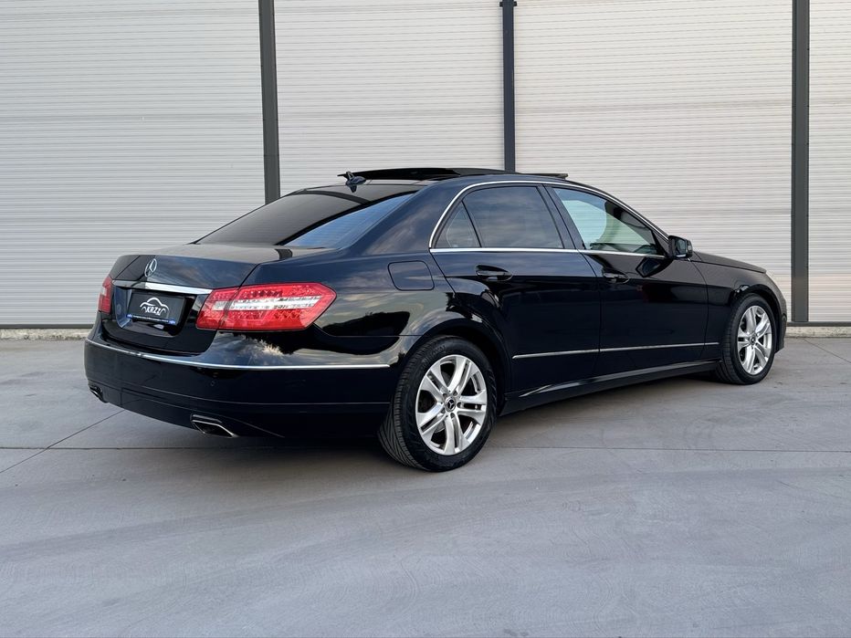 MERCEDES-BENZ E-Class 2012 — imagine 4