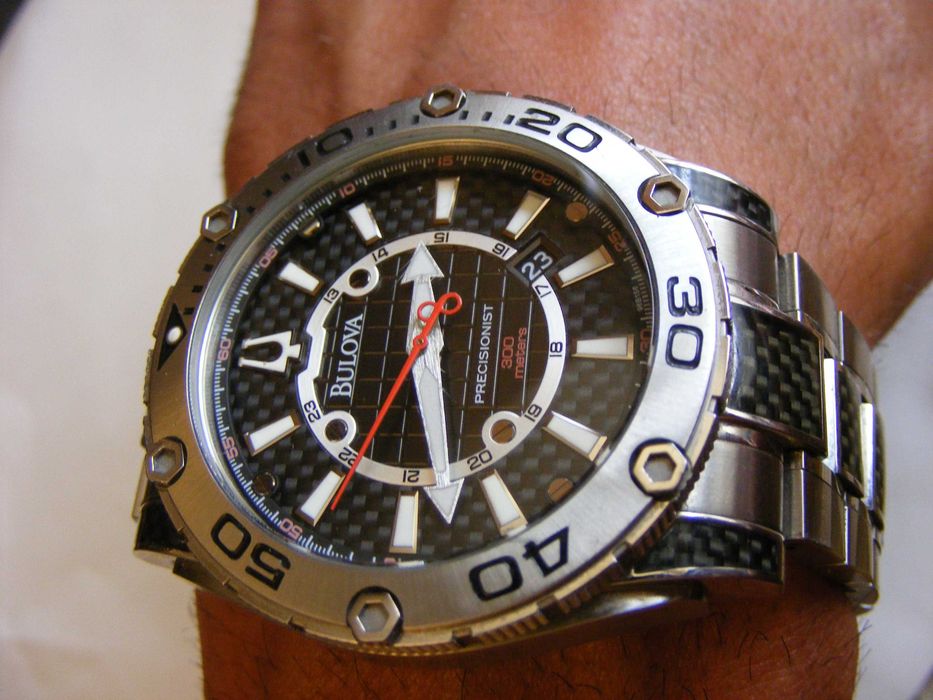 Bulova Precisionist Champlain Watch 300 Meters Carbon