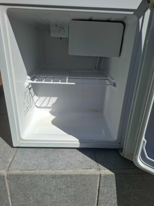 Frigider mini bar Heinner HMB-HM41E++, 41 l,  H-51 cm, Alb