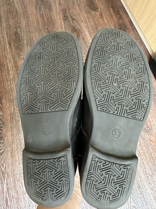 Продам кожаные туфли