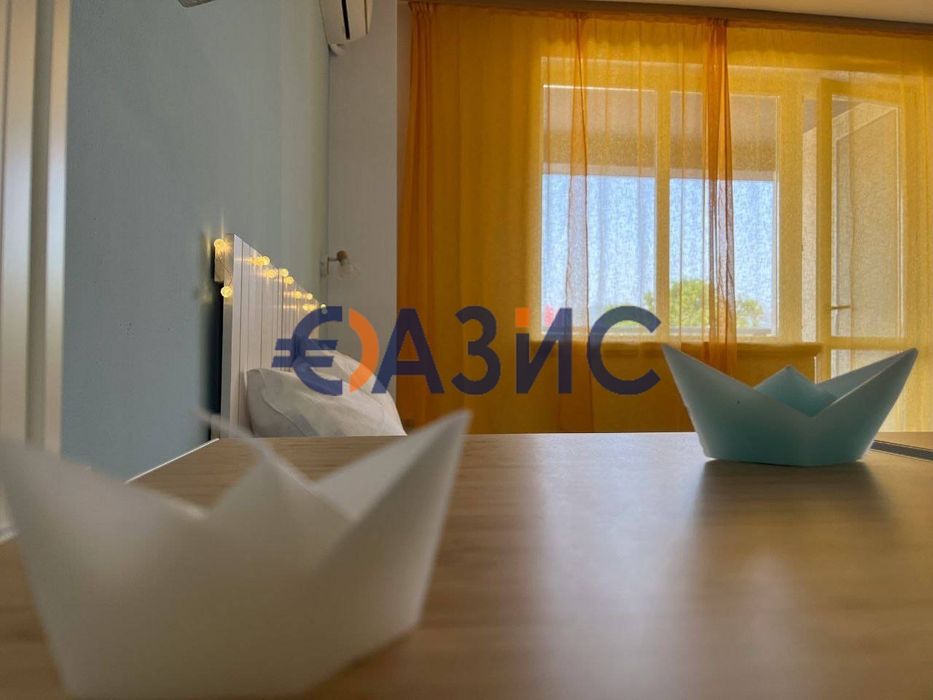 Продава се Едностаен апартамент в к.к. Слънчев бряг - 37 кв.м за 772 €/кв.м - Снимка #4