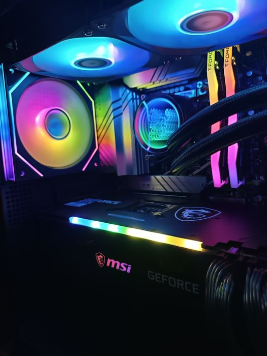 Продам мощный компьютер