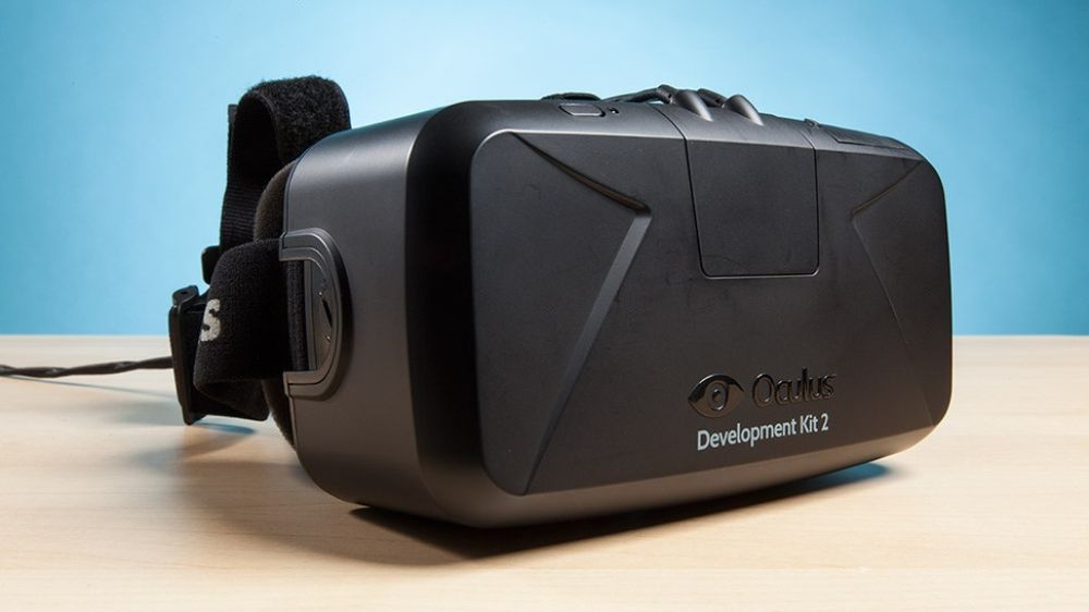 2 броя Oculus Rift DK2 (Development Kit 2)