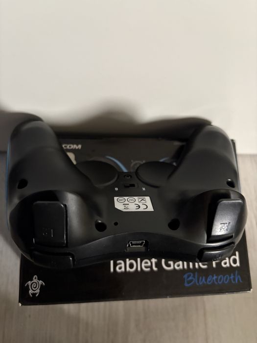 Controller Bluetooth NOU în Cutie – Compatibil Telefon / PC / iPhone | Ideal pentru Android