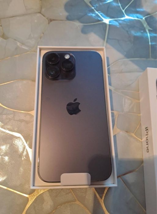 iPhone 14 pro max с гарантией 256 гб