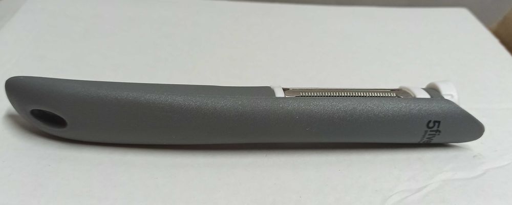 Белачка 5five сива, 20см
- за 4 €вро