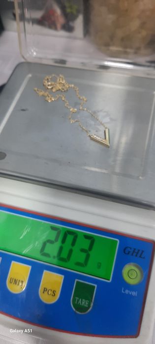 Продам золотой цепочка проба 585 2.03грамм цена 3,000.000