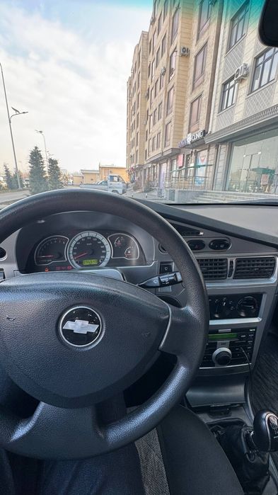 Srochno Nexia 2 1.6 sotiladi