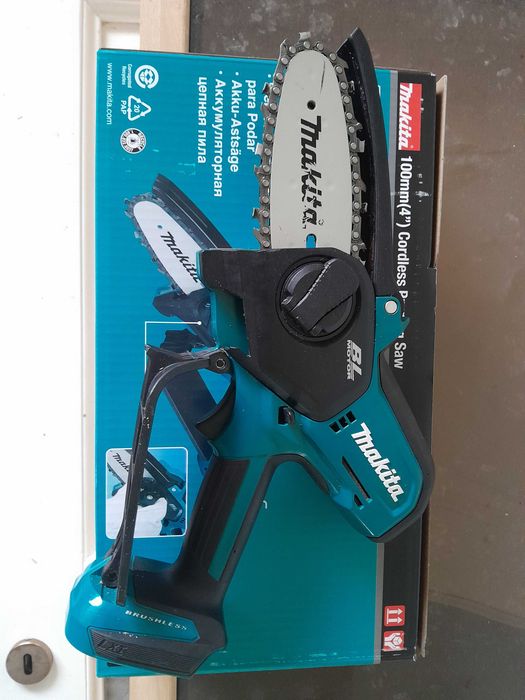 Makita Duc101 Fierastrau