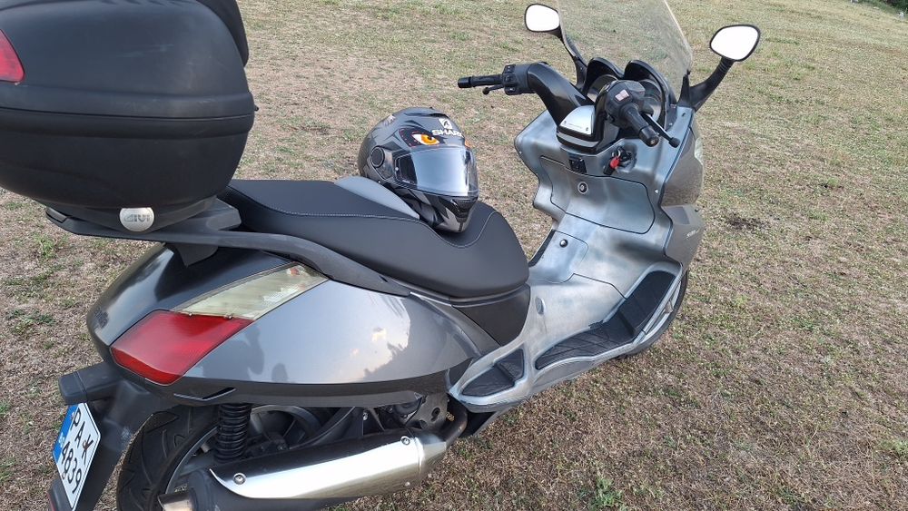 Aprilia atlantik 500