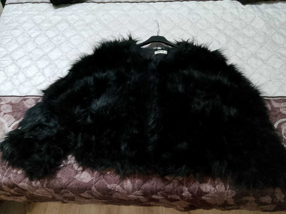 Дамско палто с косъм