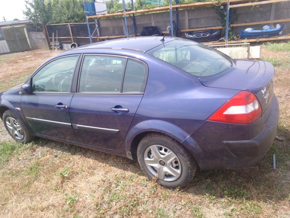 Dezmembrez Renault Megane Berlină  2 1.6 16V