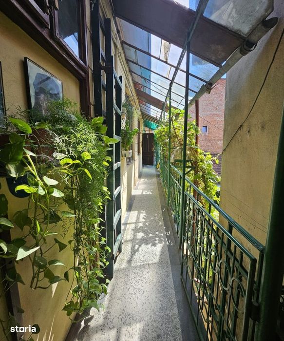 Apartament cu 2 camere, ultracentral, Piața Fedinand! — fotografia 3