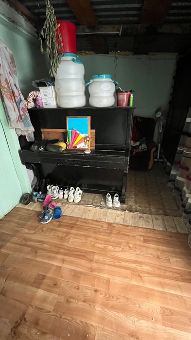 Продам хорошее пионино