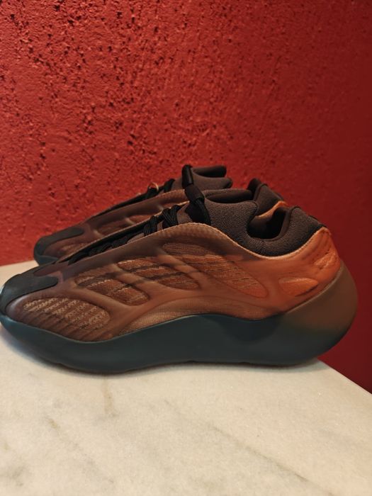 Yeezy 700 V 3 Original