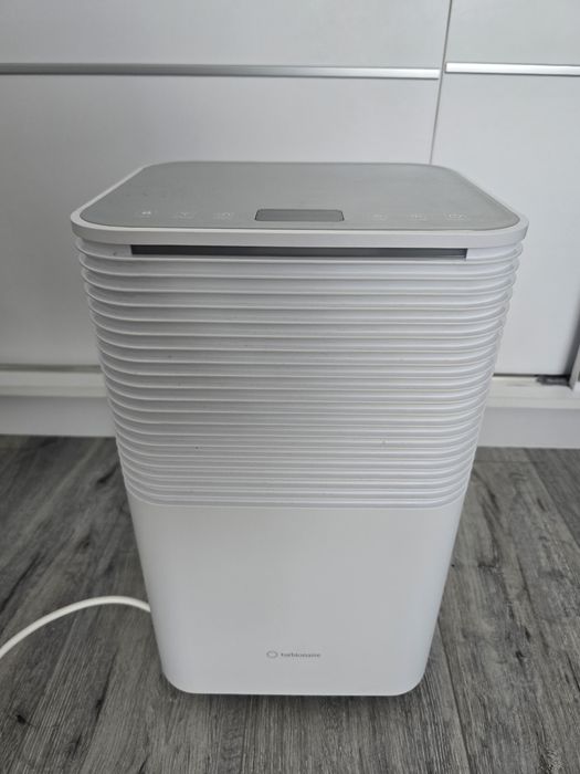 Dezumidificator aer Turbionaire EPI 12 WIFI, 12 l/zi, 200W, 120 m/h, timer, alb