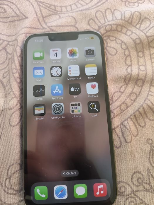 Vând 13 pro 10 din 10 perfect funcțional