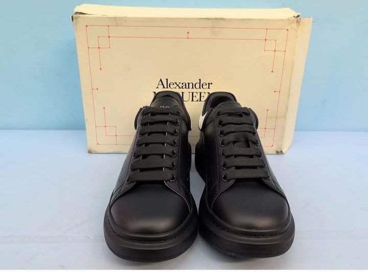 Alexander Mcqueen