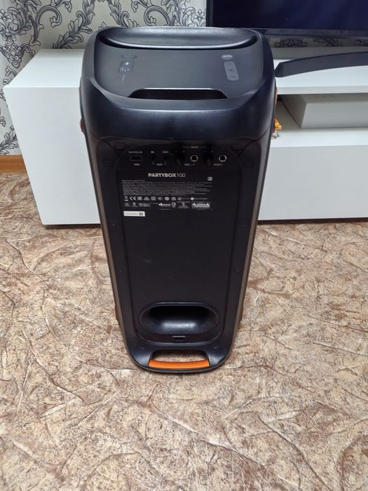 Продам  Колонку JBl оригинал
