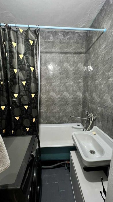 Дава се под наем Двустаен апартамент в София, Банишора - 62 кв.м за 375 € - Снимка #1
