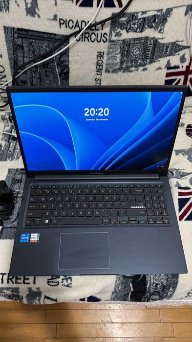 Laptop ASUS VivoBook 15 A1504ZA cu procesor Intel® Core™ i5-1235U