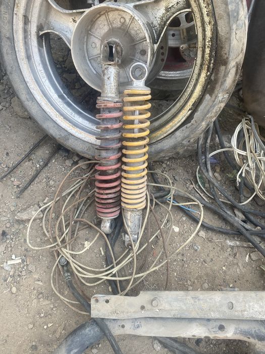 В продаже запчасти