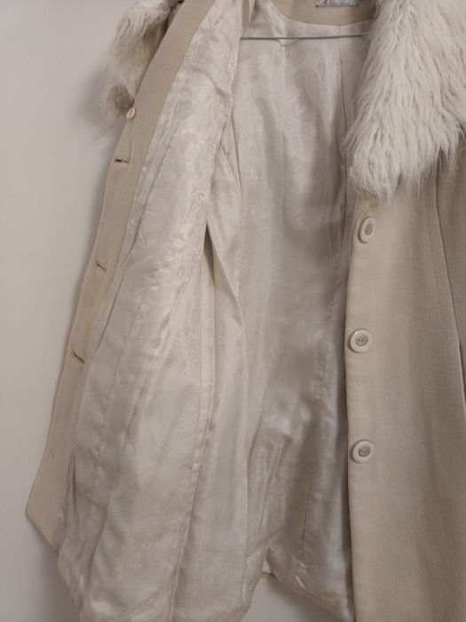 Костюм,луксозен,българска марка,с ламе, тип палто с прав панталон