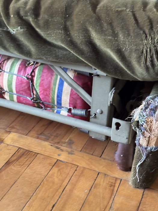 Диваны на дрова и металлолом