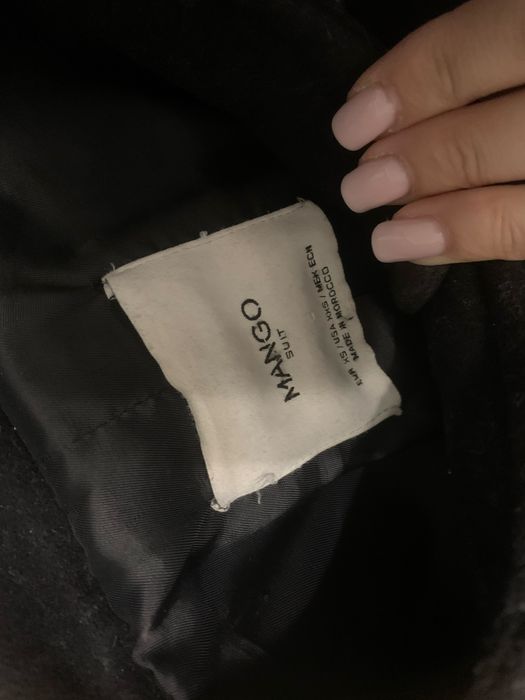 Пальто жен и куртка Mango жен за всё 2000