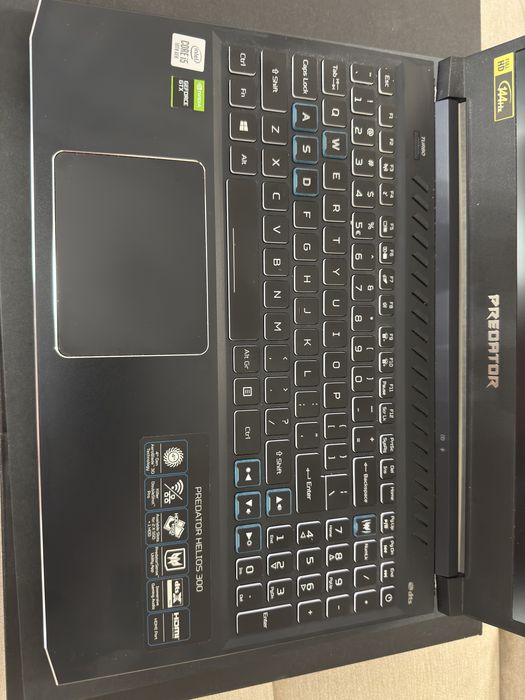 Laptop ACER Predator Helios 300