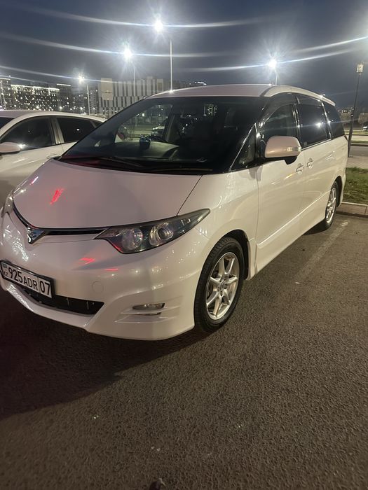 Продам тайота истима