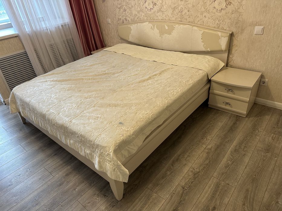 Спальный гарнитур.