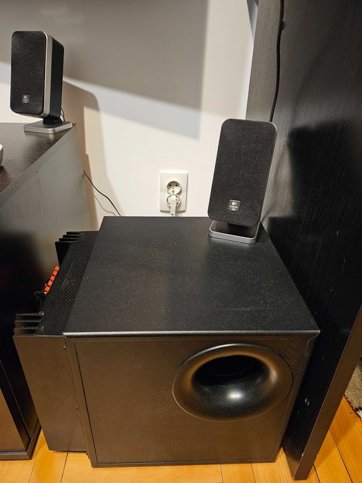 Sistem sunet 5.1 Logitech Z5400, complet, nefunctional
