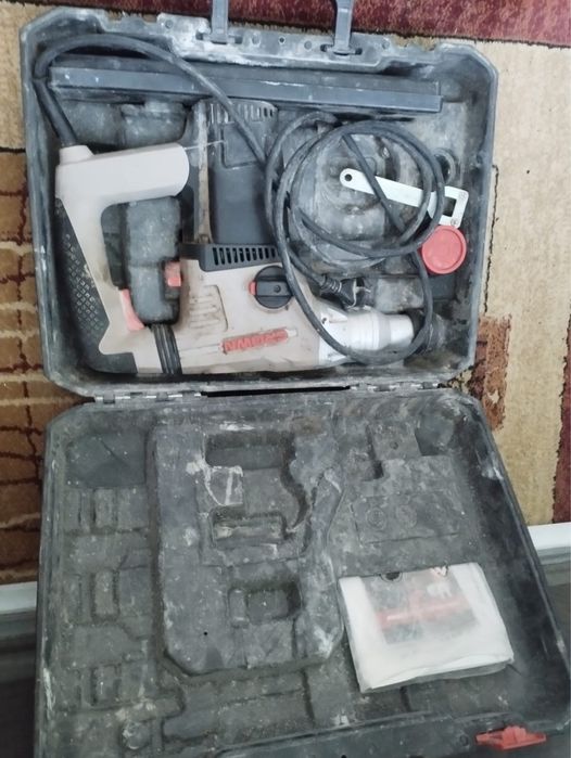 Продаю перфоратор