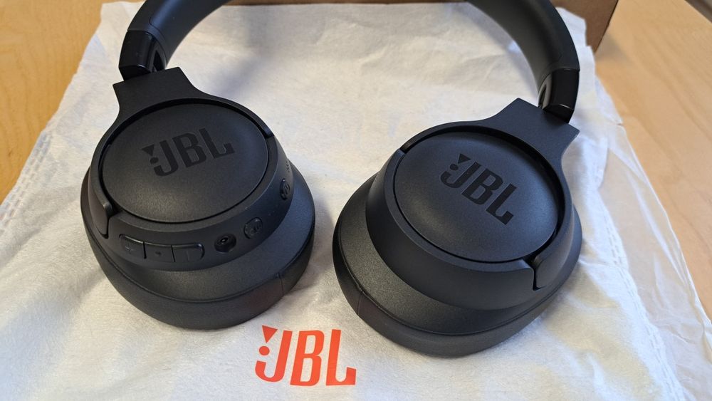 Casti JBL 770nc over ear