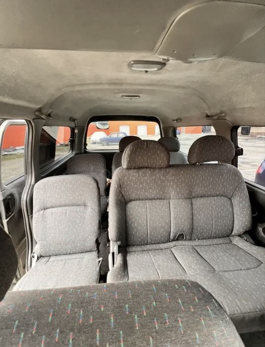 Продам Hyundai Starex