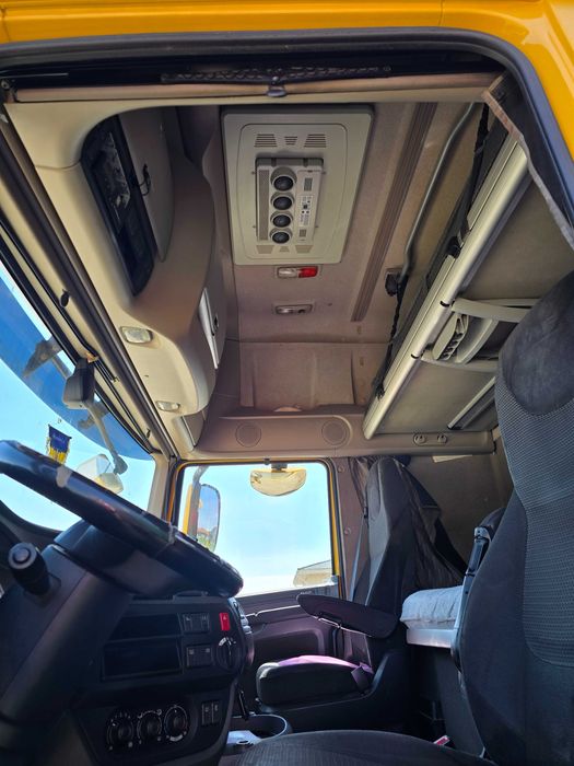 De vânzare DAF 460 euro 6 mega/standard