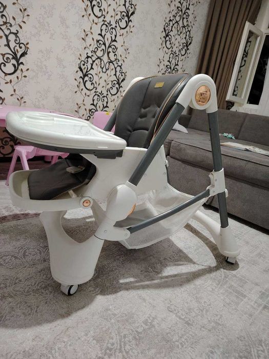 Детский стул для кормления  . Bolalar ovqatlanish stuli