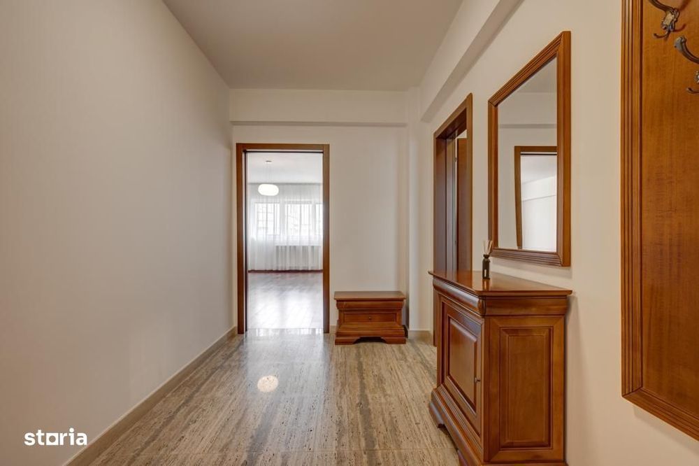 Apartament 3 camere + parcare Polona/Dacia