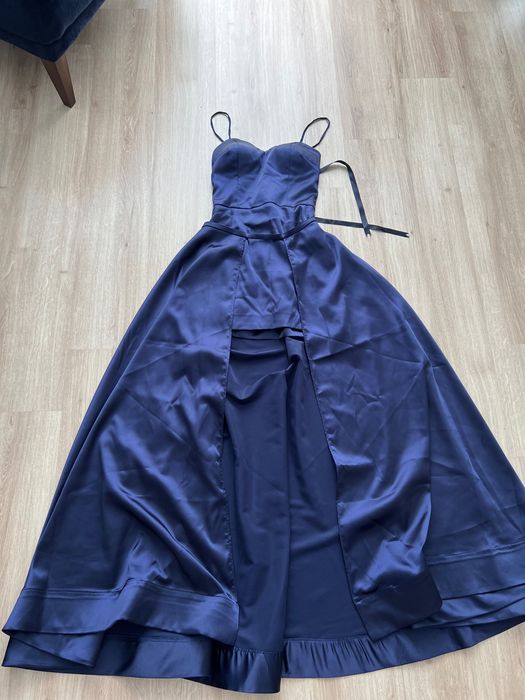 Шикарное вечернее платье из шелка синее . Новое