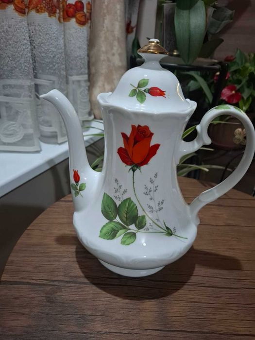 Порцеланови чайници