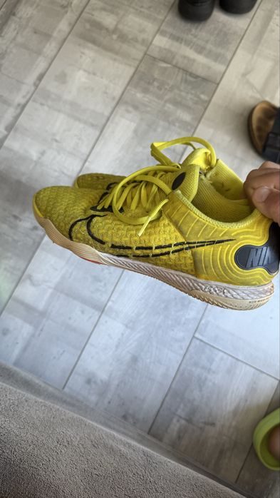 Футзал обувки Nike